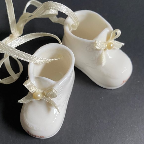 🎁 June Baby Porcelain Baby Booties Ornament - Picture 6 of 10
